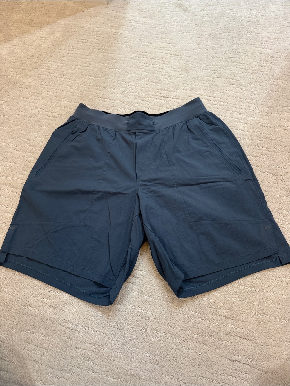 lululemon athletica Men's Steel Blue Athletic Shorts 7” Linerless
